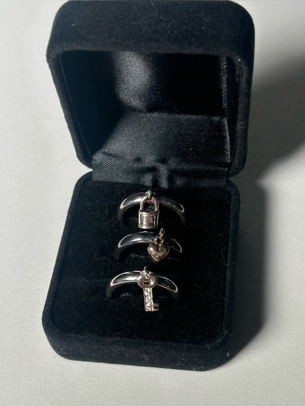 Ring Set Dangling Charm 3 Piece Size 7 Heart Lock Key Style Finger Jewelry 925 - Picture 1 of 7
